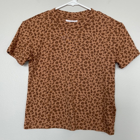 Topshop Tops - Topshop Leopard Print Tee